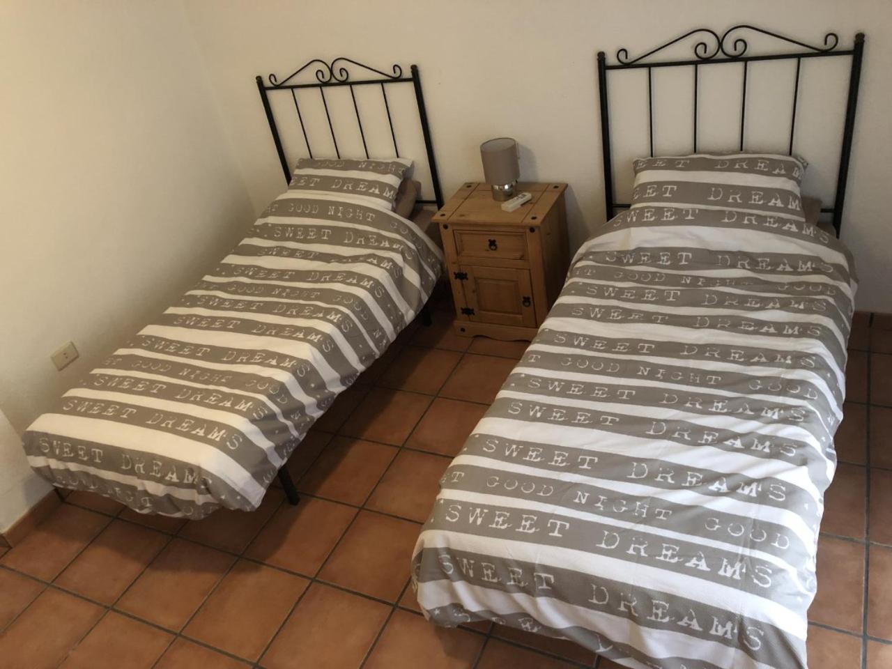 Puerto De Mazarron Large House With Roof Terrace & Sea Views-5 Guests Have 3 Bedrooms & 1 To 4 Guests Have 2 Bedrooms エクステリア 写真